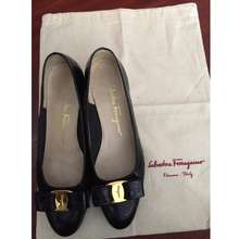 Salvatore Ferragamo ราคา - ใหม่ล่าสุด ก.ค. 2023